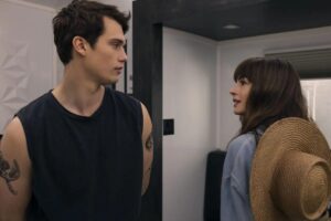 Film terbaru Anne Hathaway dan Nicholas Galitzine yang berjudul "The Idea of You".