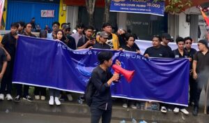 Foto: Suasana depan Gerbang Kampus Universitas Mulawarman (Unmul), Samarinda, pada Kamis (22/8/2024).