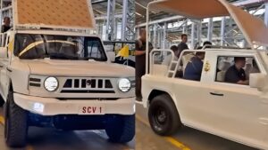 Foto: Popemobile yang bakal dipakai Paus Fransiskus di Indonesia.