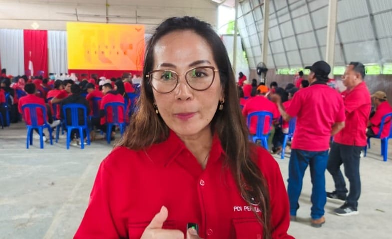 Foto: Sekretaris DPC PDI Perjuangan Kutai Kartanegara, Betaria Magdalena.